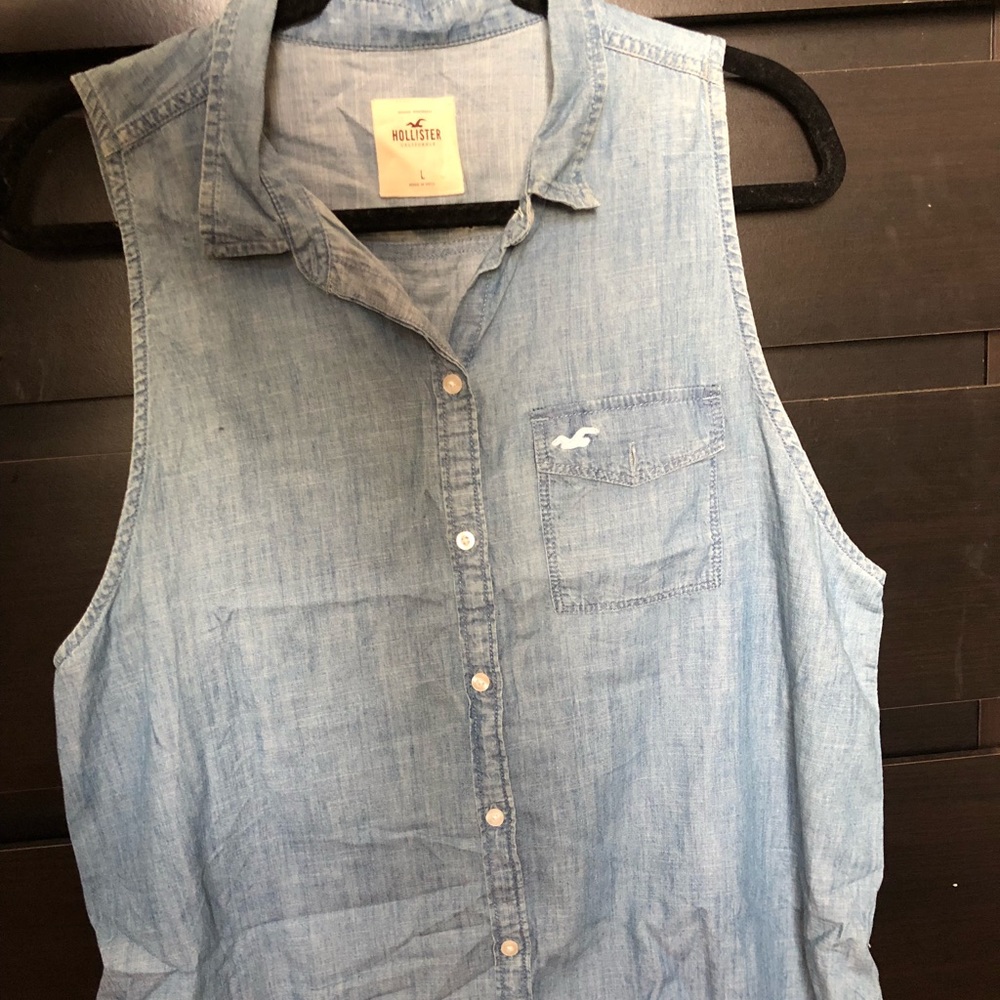 Hollister button down tank